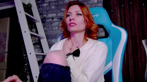 karoline121 online show from February 19, 2025, 9:36 pm