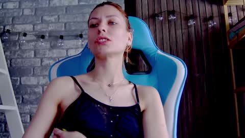 karoline121 online show from February 21, 2025, 9:13 am