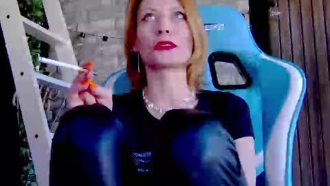 karoline121 online show from March 4, 2025, 9:07 am