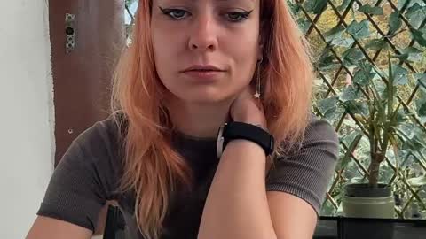 karoline121 online show from May 7, 2026, 8:42 am
