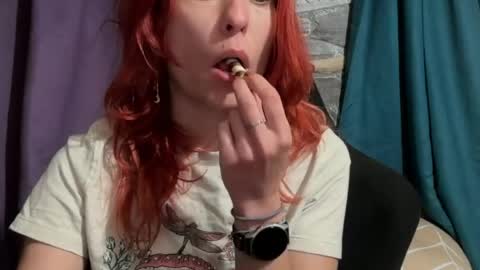 karoline121 online show from May 12, 2026, 7:05 am