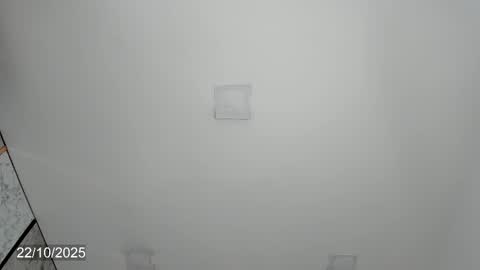 Karoline online show from October 22, 2025, 10:20 pm