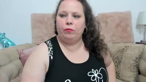 Snapshot of karolinejoyy chatting on February 1, 2025, 8:37 pm KarolineJoyy online show from February 1, 2025, 8:37 pm
