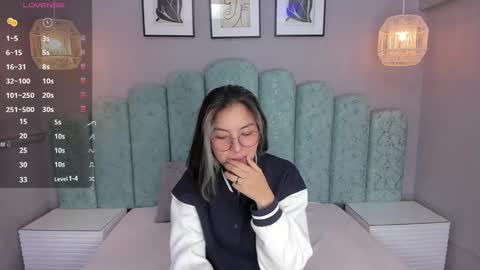 Karol Santos online show from February 23, 2025, 3:56 am
