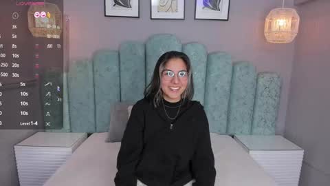 Karol Santos online show from March 6, 2025, 3:57 am