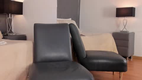 karolwest_ online show from February 5, 2026, 11:26 am