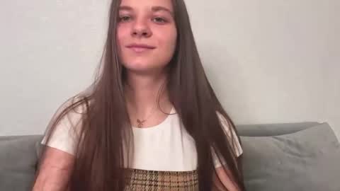 Lia online show from March 24, 2026, 4:23 pm