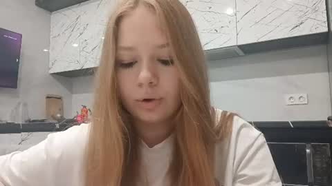 Karina online show from June 11, 2026, 12:32 am