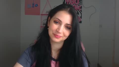 Karyna online show from May 4, 2026, 5:36 am