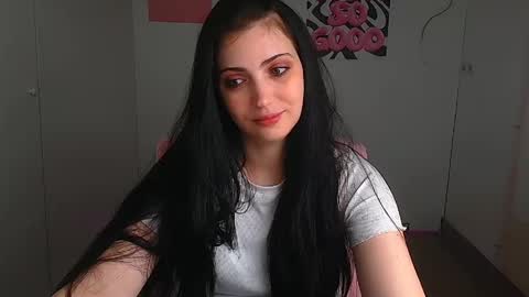 Karyna online show from May 8, 2026, 5:46 am