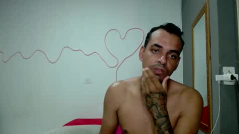 Tamires e Maicon online show from December 29, 2024, 8:26 pm