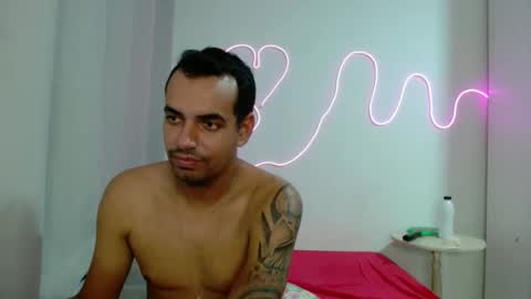 Tamires e Maicon online show from January 25, 2025, 9:46 pm