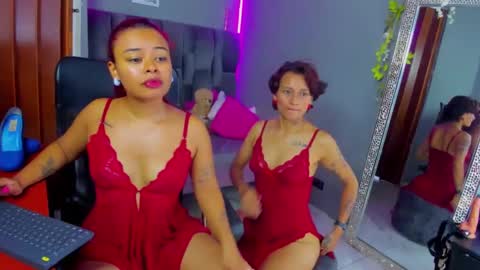 Snapshot of kasandraandsilvi chatting on September 10, 2025, 1:22 pm kasandraandsilvi les bigass online show from September 10, 2025, 1:22 pm