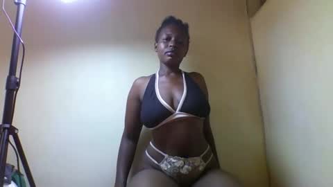 Snapshot of kashy_ chatting on June 10, 2026, 6:01 am kashy_ online show from June 10, 2026, 6:01 am