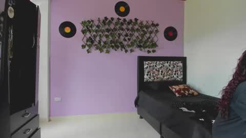 kassandra james online show from March 5, 2025, 2:12 pm