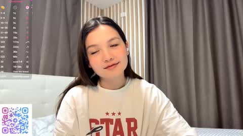 Kira online show from October 1, 2025, 6:03 pm