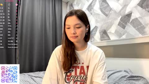 Kira online show from October 16, 2025, 7:15 pm