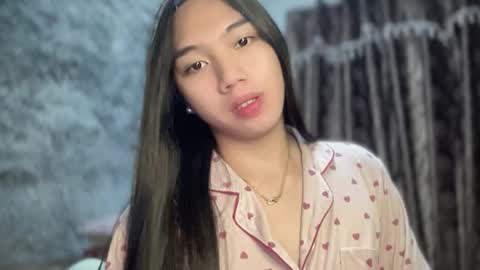 Majesty online show from February 6, 2025, 1:43 pm