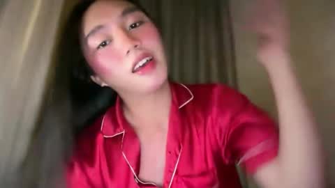 Majesty online show from May 11, 2026, 5:54 pm