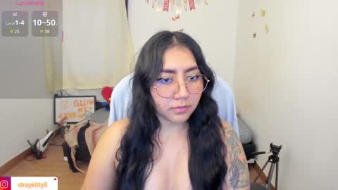 Kat       online show from October 4, 2025, 5:22 pm