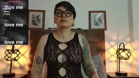 kat paradisse online show from June 20, 2026, 12:30 pm