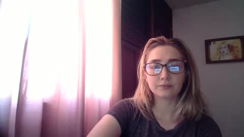 Snapshot of kat_pp chatting on January 7, 2025, 3:23 pm Kati online show from January 7, 2025, 3:23 pm