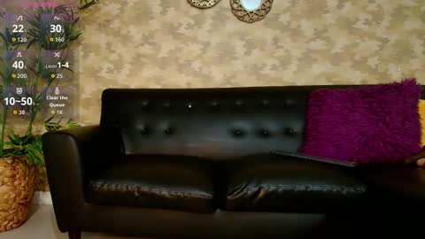 Kat online show from November 13, 2025, 1:54 pm