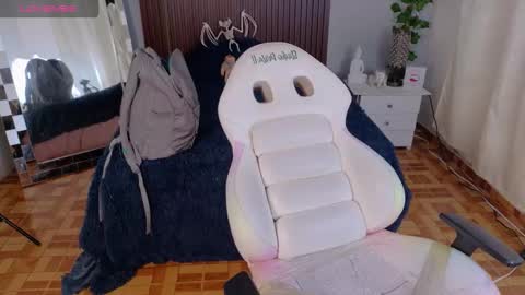 Snapshot of kataleya_29 chatting on October 14, 2025, 4:30 pm kate online show from October 14, 2025, 4:30 pm