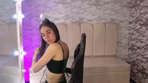 kataleya_t online show from October 7, 2025, 3:04 am