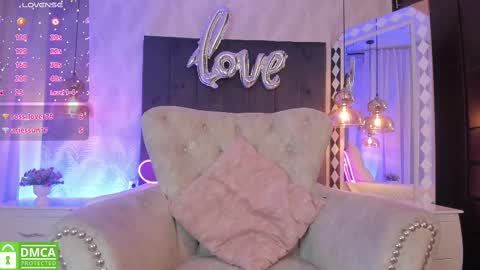 Kat online show from March 9, 2025, 3:05 pm