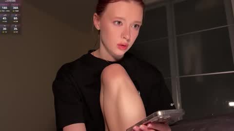 meeellowmarsh - Instagram online show from March 1, 2026, 4:53 pm