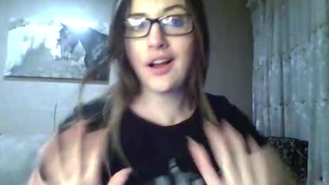 Snapshot of katarios_x chatting on September 28, 2025, 4:01 pm katarios online show from September 28, 2025, 4:01 pm