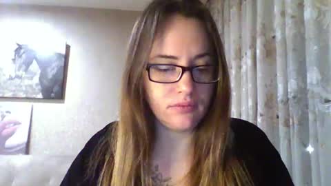 Snapshot of katarios_x chatting on October 12, 2025, 6:40 pm katarios online show from October 12, 2025, 6:40 pm