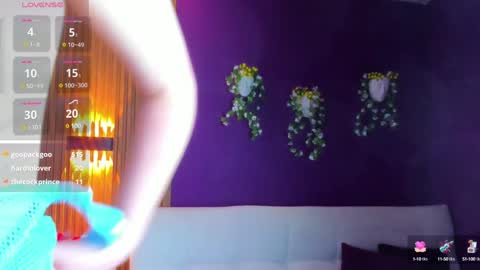 Snapshot of kate_amaretto chatting on December 20, 2024, 11:26 pm Kate online show from December 20, 2024, 11:26 pm