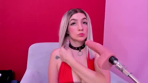 Snapshot of kate_bunny_ chatting on October 7, 2025, 12:24 pm Kate  online show from October 7, 2025, 12:24 pm