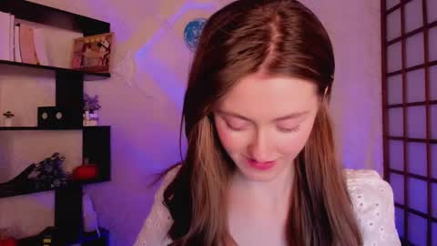 Snapshot of kate_cuddle chatting on December 10, 2024, 5:07 am Kate online show from December 10, 2024, 5:07 am