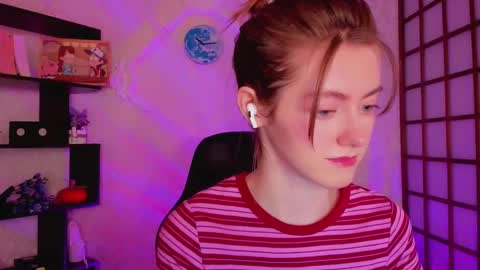 Snapshot of kate_cuddle chatting on December 13, 2024, 2:10 am Kate online show from December 13, 2024, 2:10 am