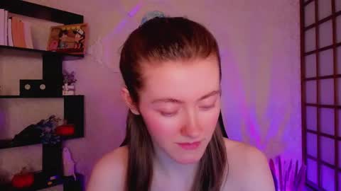Snapshot of kate_cuddle chatting on December 18, 2024, 5:15 am Kate online show from December 18, 2024, 5:15 am