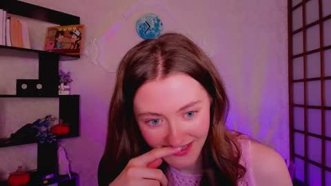 Snapshot of kate_cuddle chatting on December 19, 2024, 5:18 am Kate online show from December 19, 2024, 5:18 am