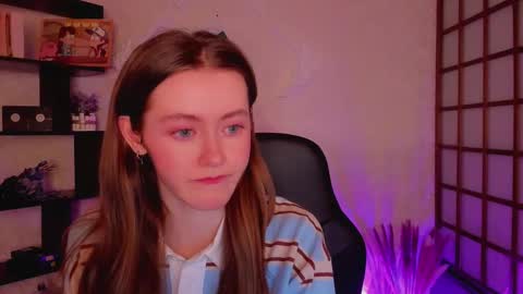 Snapshot of kate_cuddle chatting on December 30, 2024, 4:42 am Kate online show from December 30, 2024, 4:42 am