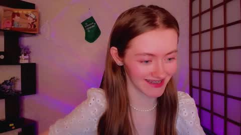 Snapshot of kate_cuddle chatting on December 31, 2024, 4:49 am Kate online show from December 31, 2024, 4:49 am