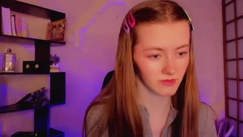 Snapshot of kate_cuddle chatting on January 29, 2025, 1:58 am Kate online show from January 29, 2025, 1:58 am
