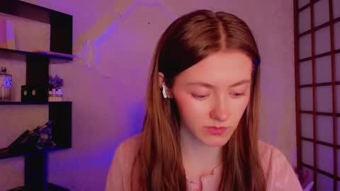 Snapshot of kate_cuddle chatting on February 4, 2025, 2:07 am Kate online show from February 4, 2025, 2:07 am