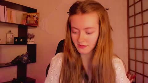 Snapshot of kate_cuddle chatting on February 10, 2025, 5:14 am Kate online show from February 10, 2025, 5:14 am