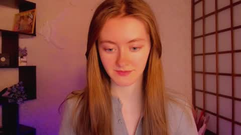 Snapshot of kate_cuddle chatting on February 20, 2025, 5:01 am Kate online show from February 20, 2025, 5:01 am