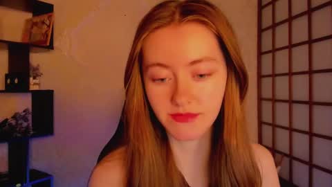 Snapshot of kate_cuddle chatting on March 4, 2025, 2:27 am Kate online show from March 4, 2025, 2:27 am