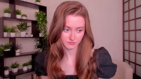 Snapshot of kate_cuddle chatting on September 9, 2025, 2:33 am Kate online show from September 9, 2025, 2:33 am