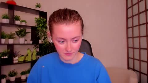 Kate online show from September 12, 2025, 2:55 am