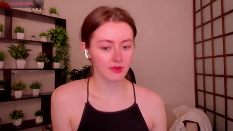 Kate online show from May 4, 2026, 1:56 am