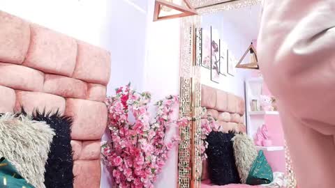 Kate Froz online show from January 17, 2025, 11:17 am